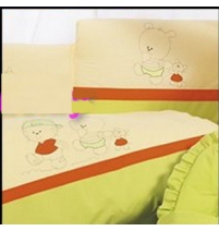 Комплект постельного белья в кроватку Tuttolina Family    