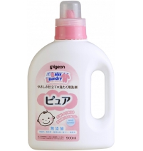 Средство для деликатной стирки детской одежды, 900мл. Pigeon Арт. 12104